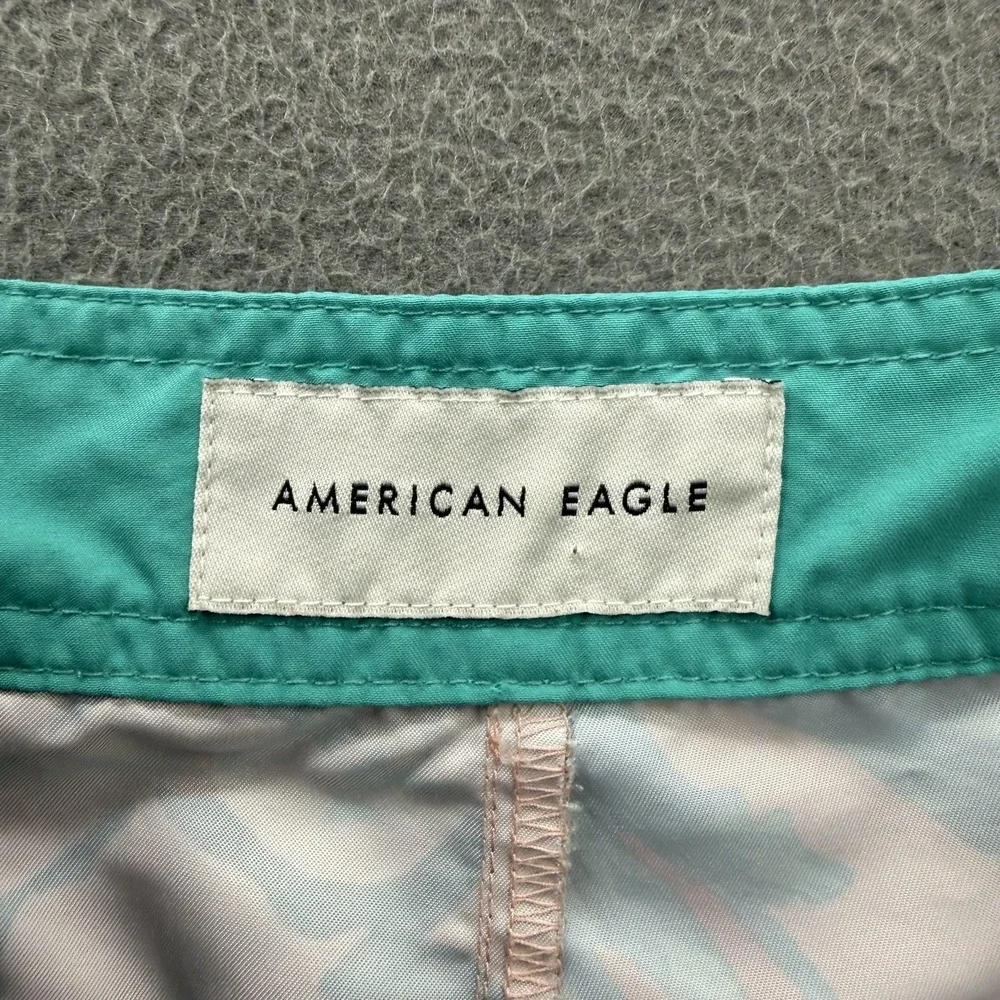 American Eagle Swim Shorts Mens Large Multicolor Tropical Lion‎ Trunks Beach
